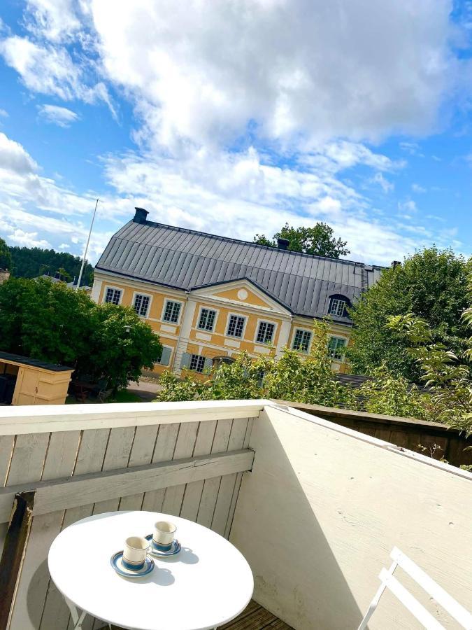 Piispan Majatalo, Pieni Erillistalo Hotel Porvoo Luaran gambar